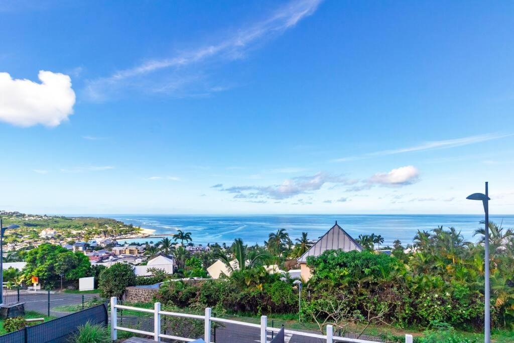 Oceanides - Studio Renove Avec Magnifique Vue Mer - Saint-Gilles-Les-Bains Экстерьер фото